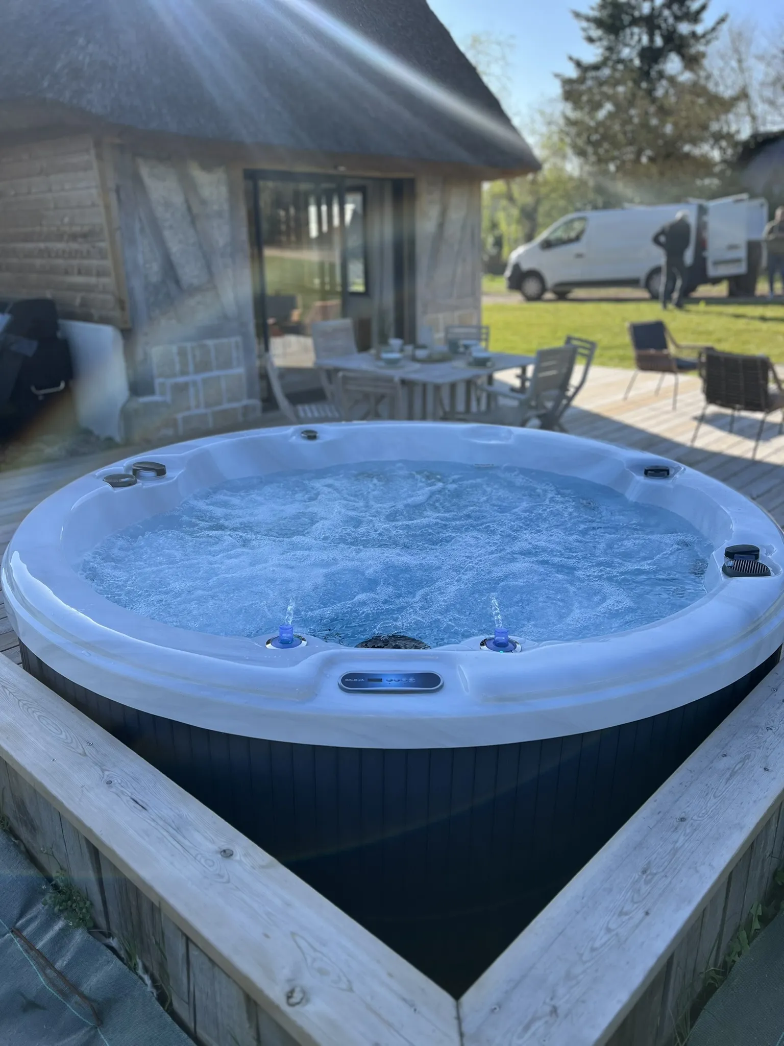 Image installateur spa jacuzzi 5 installateur spa 33