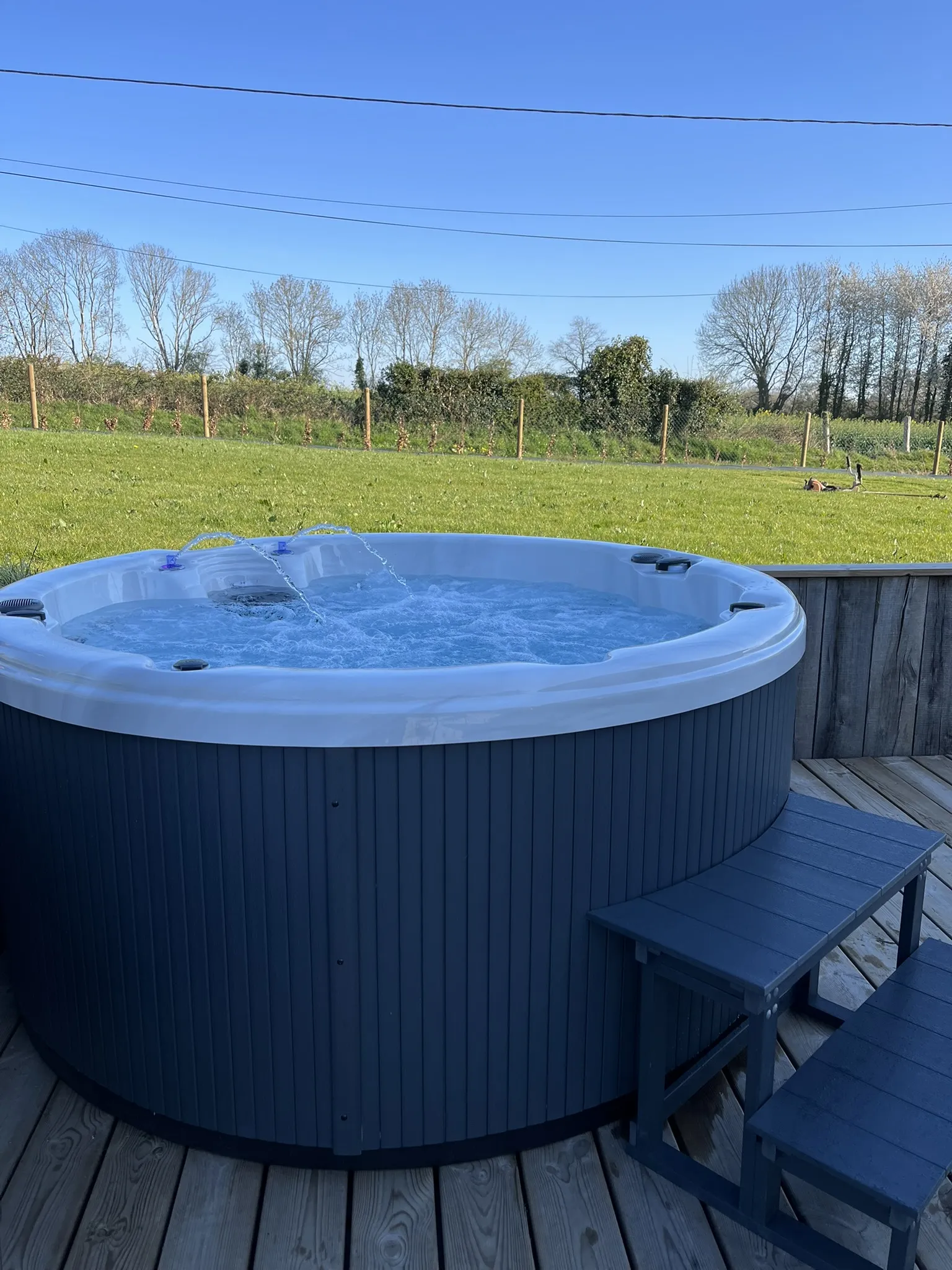 Image installateur spa jacuzzi 7 installateur spa 33